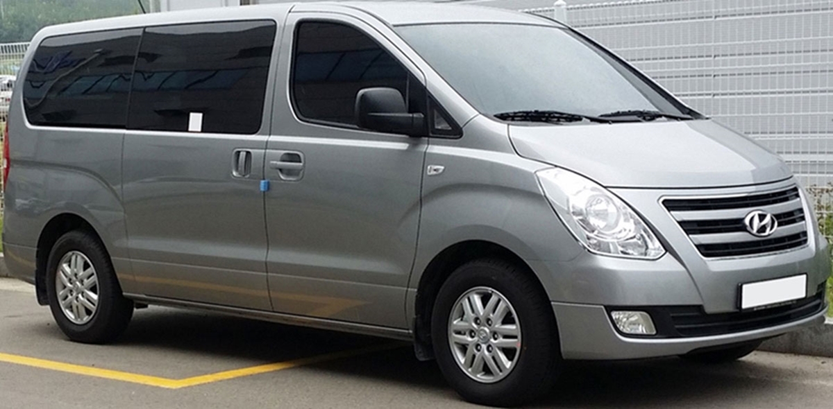 Hyundai Starex MPV reference vehicle for JPO family shopping groups
